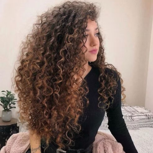 corte-em-camadas-longas-cachos